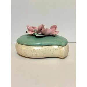 California Pottery Ceramic Trinket Box Lotus Flower Green Cream Speckled USA 50s